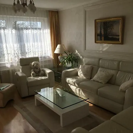 5 Sterne Ferienwohnung Cattaleya Emden Esterno foto
